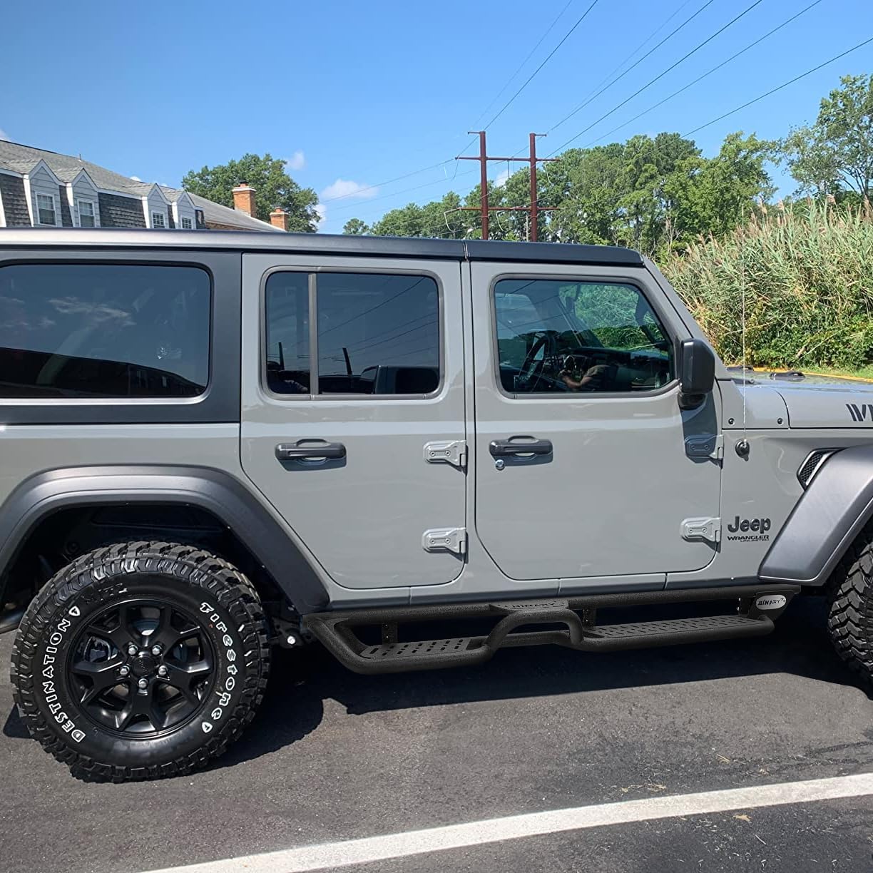 6 Inches Wide Side Steps With A Center Step - Binary Star's innovative Three-Step Design featuring a higher step in the middle of the running borad for easy access to items on the roof.