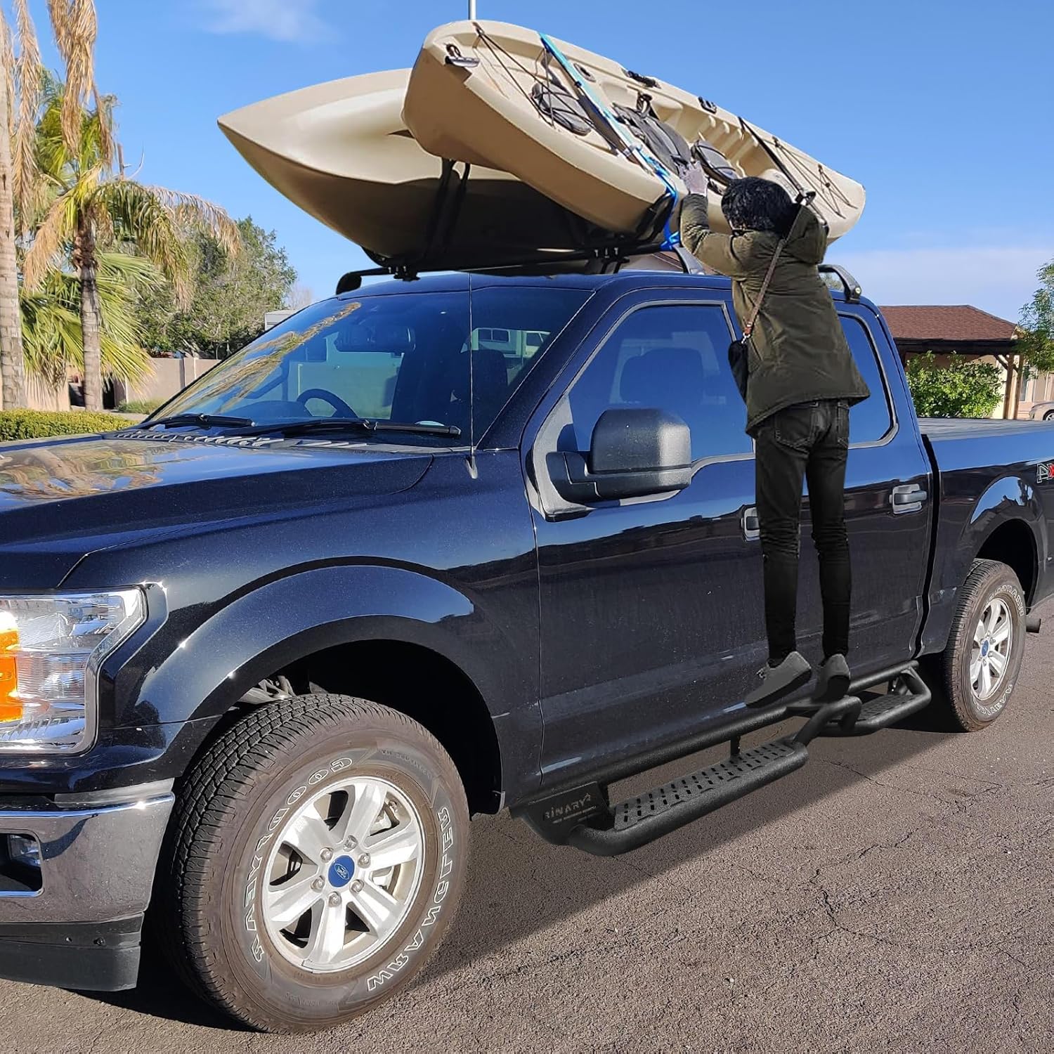 Binary Star's innovative Three-Step Design featuring a higher step in the middle of the running borad for easy access to items on the roof.